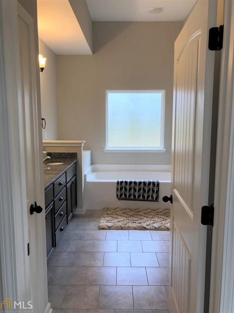 230 Cash Dr, Lagrange, GA 30241 photo 10