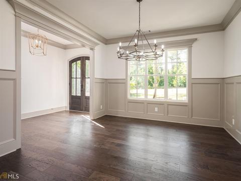 603 Crescent Dr, Forsyth, GA 31029 photo 5