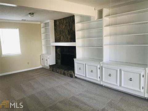 11118 Shannon Cir, Hampton, GA 30228 photo 6