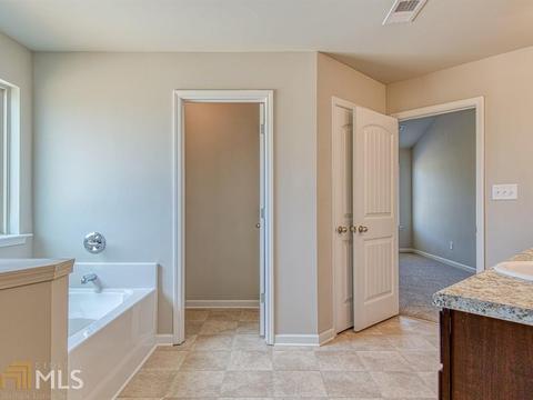 209 Longbridge, Perry, GA 31069 photo 28