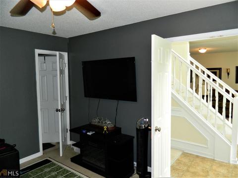 413 Othello Dr, Hampton, GA 30228 photo 9
