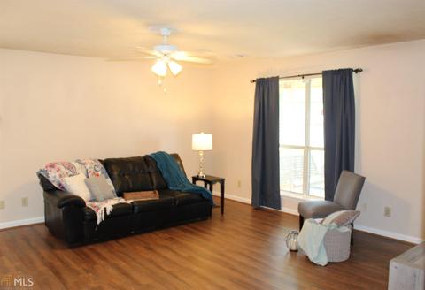105 Twelve Oaks Dr, Lagrange, GA 30241 photo 3