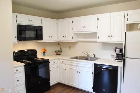 105 Twelve Oaks Dr, Lagrange, GA 30241 photo 5