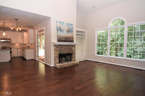 6840 Sterling Dr, Suwanee, GA 30024 photo 6