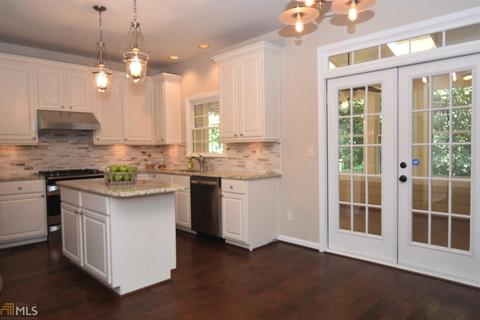 6840 Sterling Dr, Suwanee, GA 30024 photo 10