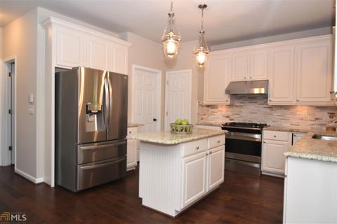 6840 Sterling Dr, Suwanee, GA 30024 photo 9