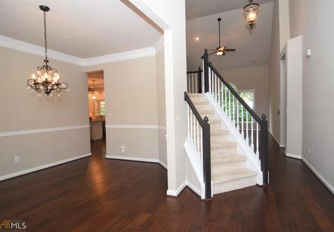 6840 Sterling Dr, Suwanee, GA 30024 photo 3