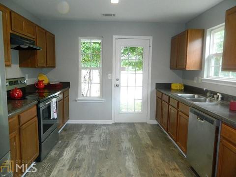 75 Lakeside Pt, Covington, GA 30016 photo 11
