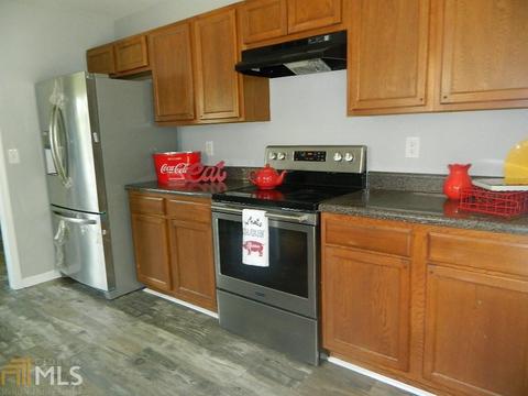 75 Lakeside Pt, Covington, GA 30016 photo 13