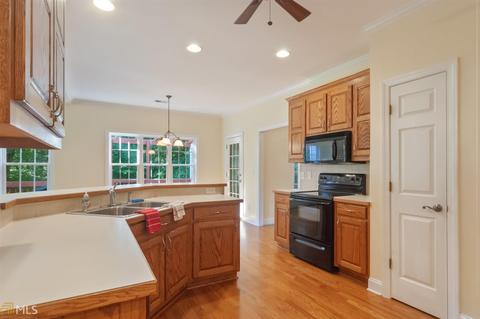 152 Trussel Rdg, Pendergrass, GA 30567 photo 10