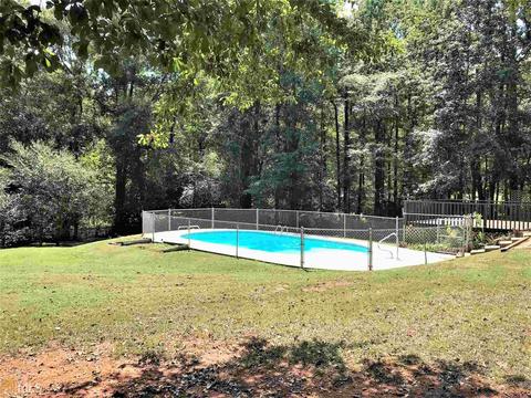 209 Cumberland Dr, Lagrange, GA 30240 photo 4