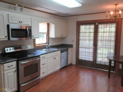 160 State St, Commerce, GA 30529 photo 9