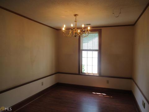 160 State St, Commerce, GA 30529 photo 6