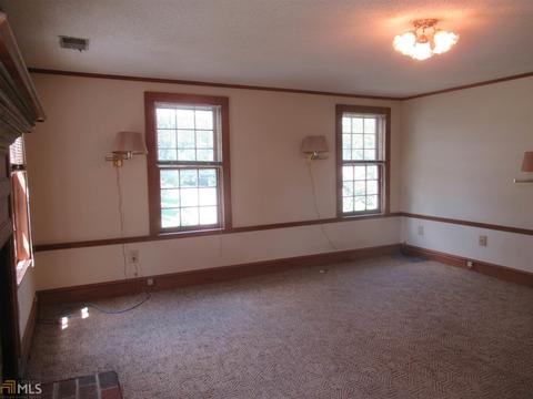 160 State St, Commerce, GA 30529 photo 14
