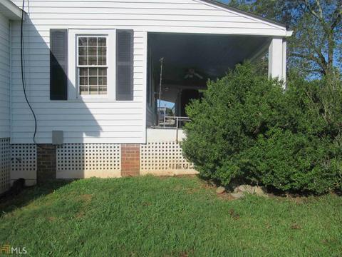 160 State St, Commerce, GA 30529 photo 2