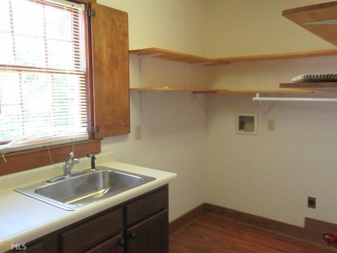 160 State St, Commerce, GA 30529 photo 13