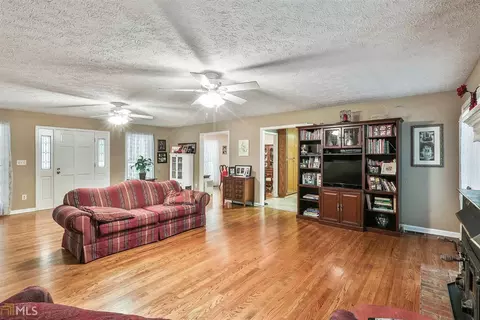 594 School Rd, Hampton, GA 30228 photo 5