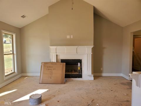 62 Dinsmore Dr, Colbert, GA 30628 photo 3