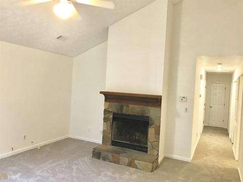 206 Pinebrook Ct, Lagrange, GA 30240 photo 4