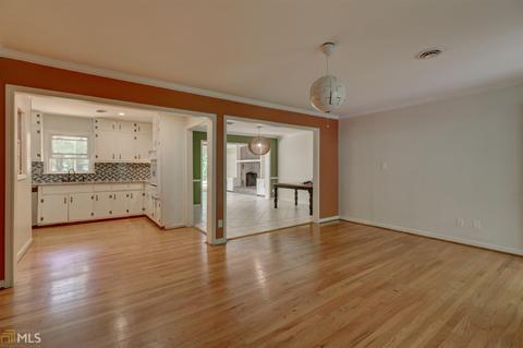 285 South Dr, Hampton, GA 30228 photo 4