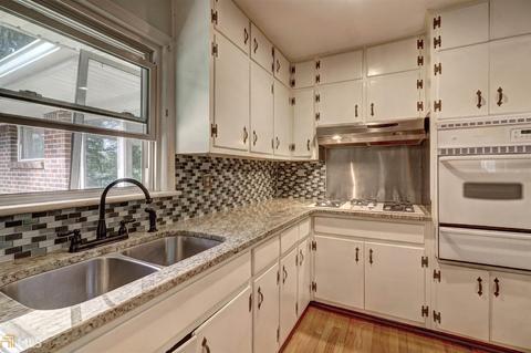 285 South Dr, Hampton, GA 30228 photo 5