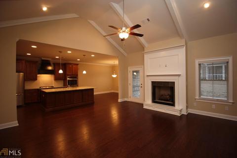 102 Lana Ln, Lagrange, GA 30241 photo 2