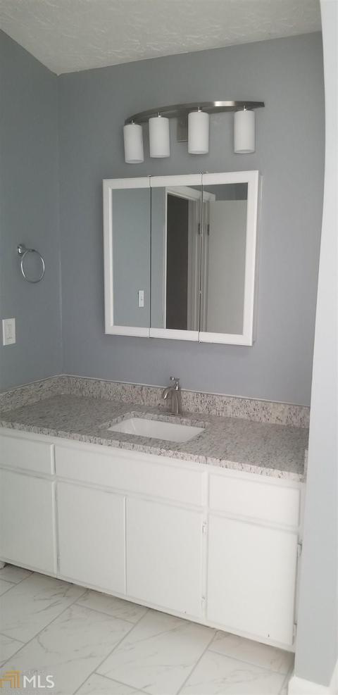 5564 Phillips Dr, Morrow, GA 30260 photo 16