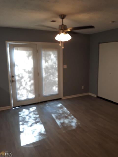 5564 Phillips Dr, Morrow, GA 30260 photo 6