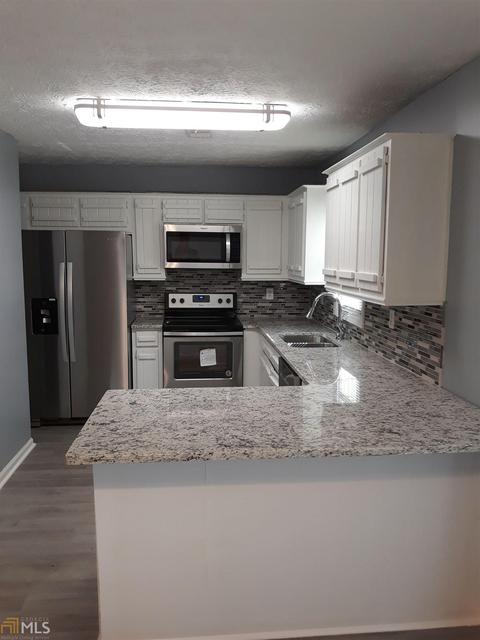 5564 Phillips Dr, Morrow, GA 30260 photo 7