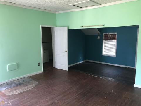 221 Pulliam Dr, Jackson, GA 30233 photo 4