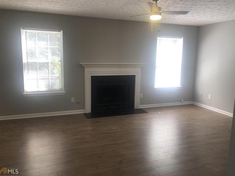 1020 Riverclift Dr, Covington, GA 30016 photo 6