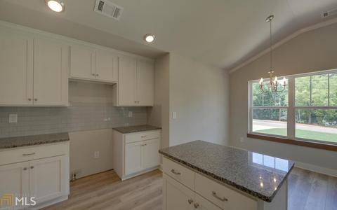 283 Hayes St, Toccoa, GA 30577 photo 8