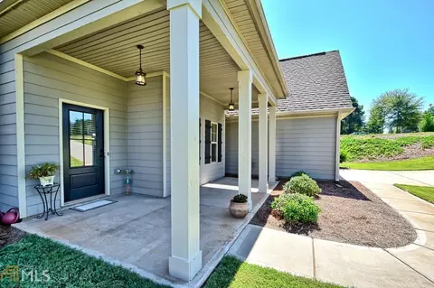 300 Jasmine Ln, Lagrange, GA 30241 photo 3