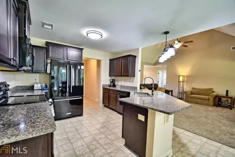 300 Jasmine Ln, Lagrange, GA 30241 photo 10