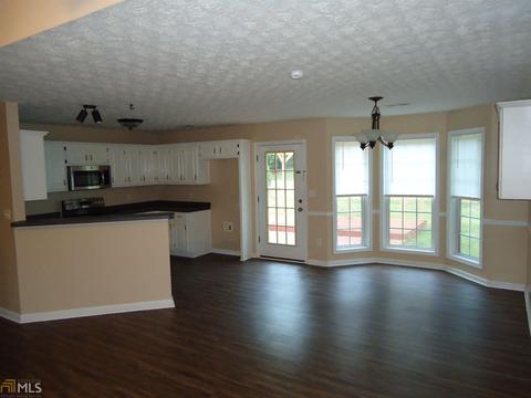60 Five Oaks Dr, Covington, GA 30014 photo 2