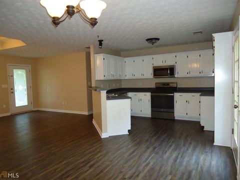 60 Five Oaks Dr, Covington, GA 30014 photo 5