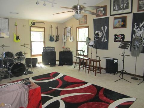 197 Midway Rd, Barnesville, GA 30204 photo 18
