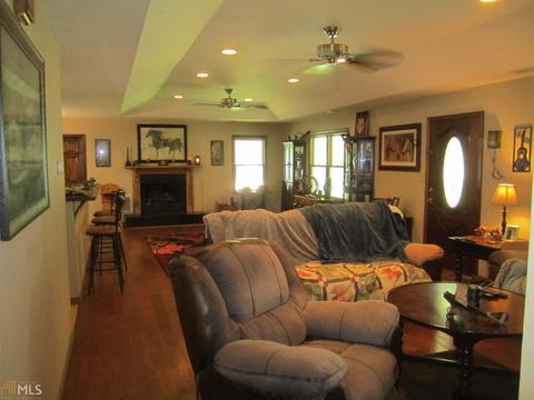 197 Midway Rd, Barnesville, GA 30204 photo 3