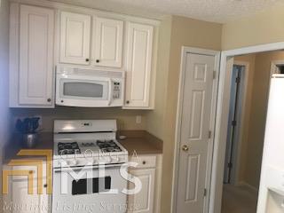 217 Revolutionary Dr, Hampton, GA 30228 photo 4