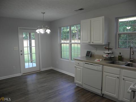 140 Goldleaf Dr, Hampton, GA 30228 photo 8