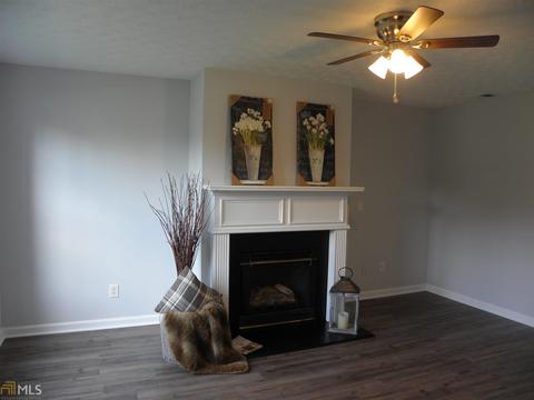 140 Goldleaf Dr, Hampton, GA 30228 photo 3
