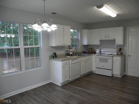 140 Goldleaf Dr, Hampton, GA 30228 photo 9