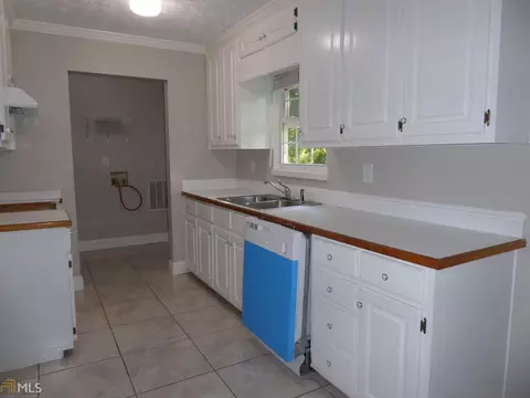 260 Carmichael St, Jackson, GA 30233 photo 5
