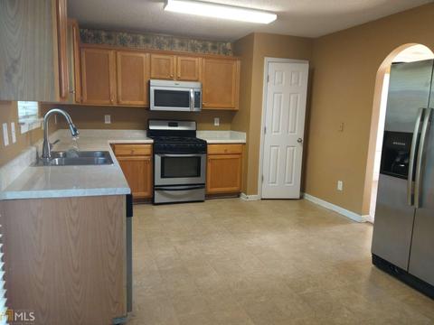 1866 Sandy Trail Dr, Hampton, GA 30228 photo 6