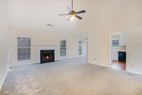 6752 Biscayne, Rex, GA 30273 photo 3