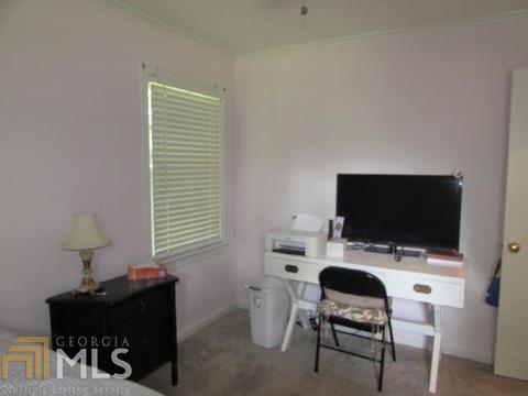 310 Hickory Ter, Lagrange, GA 30241 photo 17