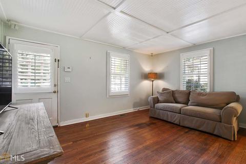 1820 Hickory Rd, Chamblee, GA 30341 photo 4