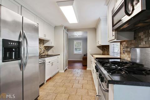 1820 Hickory Rd, Chamblee, GA 30341 photo 9