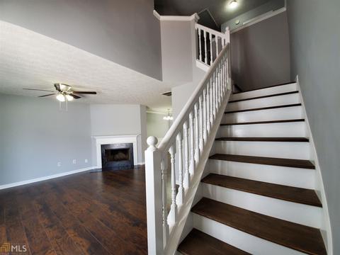 6432 E Meyer Dr, Morrow, GA 30260 photo 3