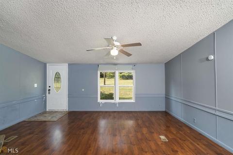 711 Nitra, Bremen, GA 30110 photo 5